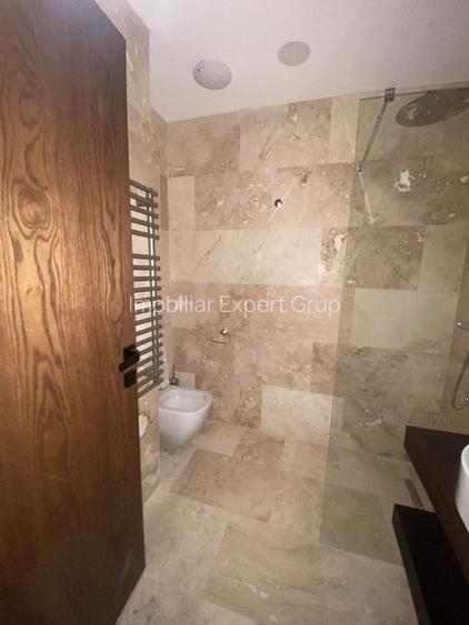 Universitate, imobil S+P+3 - 14