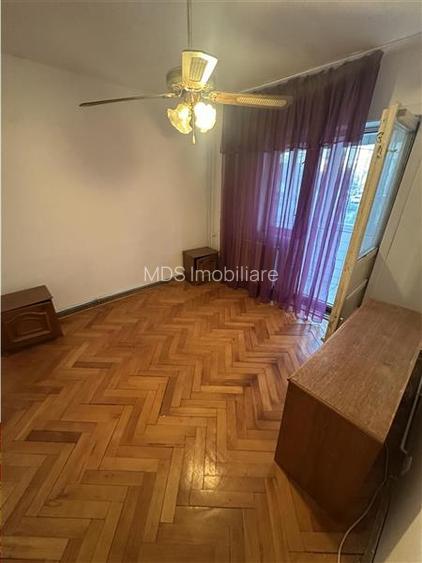 3 camere decomandate cu centrala etaj 1 si 2 balcoane - 4