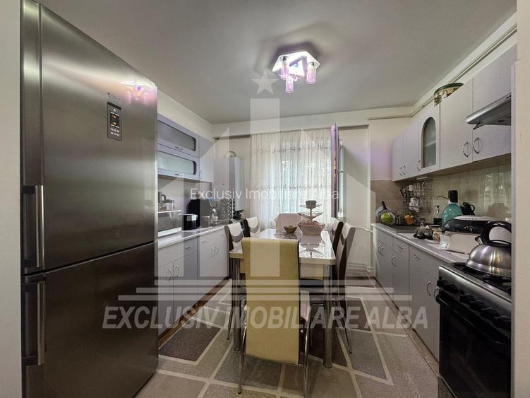 Apartament 2 camere | 56 mp | Etaj intermediar | Renovat | Cetate - 3