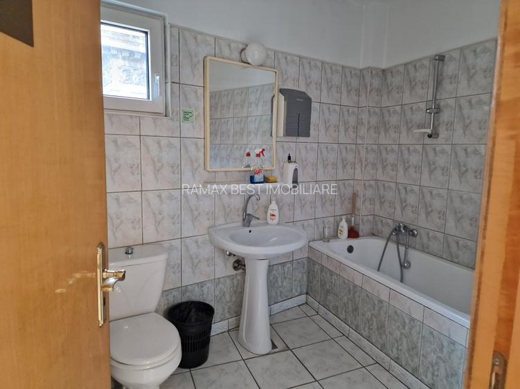 Piata Unirii, Mitropolie, 10 minute metrou, vila deosebita, strada Profesorilor, - 21