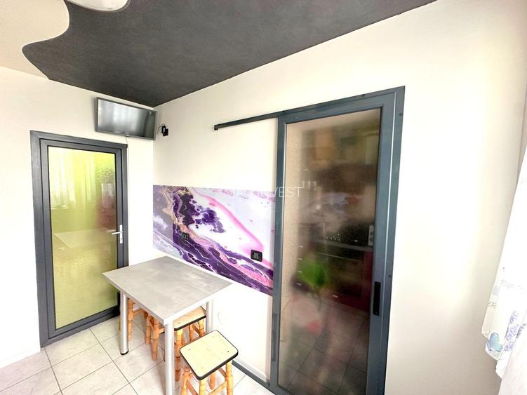 Vanzare - 2 camere, zona Neacsu, Micro 19 - 4