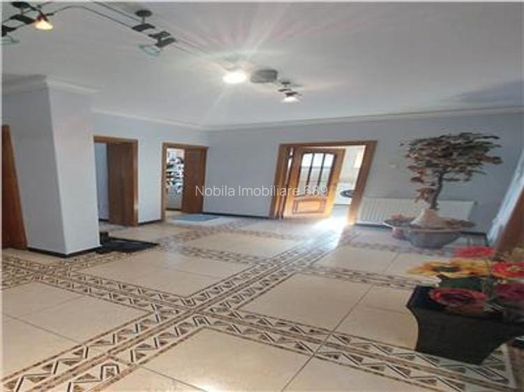 CASA DE FAMILIE in zona rezidentiala ultracentrala Onesti DE VANZARE - 4