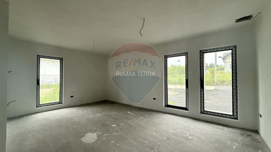 Casă nouă de vânzare zona Unguraș/Baia Sprie - 8