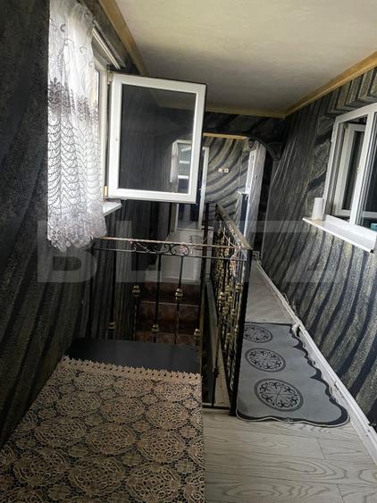 Casa de vanzare, 97 mp, zona Piata Centrala