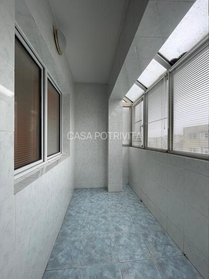 Tomis III, apartament cu 4 camere decomandate, centrala pe gaz, liber - 8