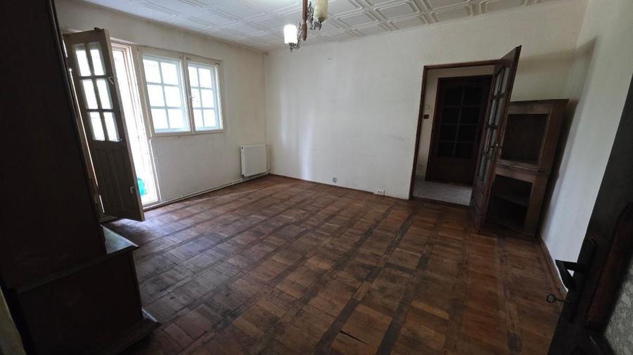 Apartament 2 Camere, Micro XI, Parter, 50 Mp, 2 Intrari, Pretabil  Cabinet/Birou