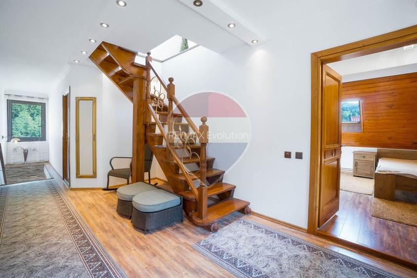 Vila de vanzare in Moeciu de Sus | Teren 4780mp | Comision 0% - 5