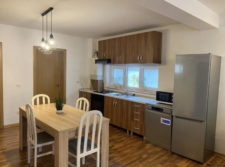 Apartament 3 camere, decomandat, etaj 1, zona Nord