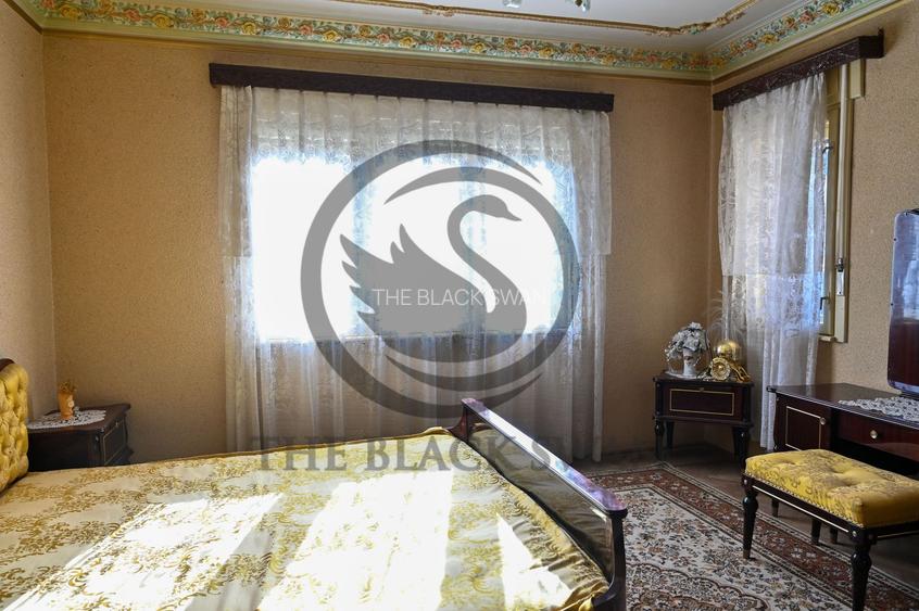 Casa cu 6 camere de vanzare | Zona Ultracentrala, Baicoi | Comision 0% - 7