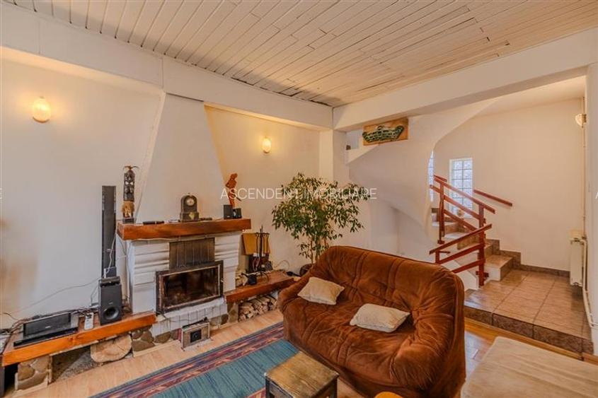 Locuinta cu caracter,doua niveluri,4 camere,terasa,garaj,curte,Centru Istoric Br - 24