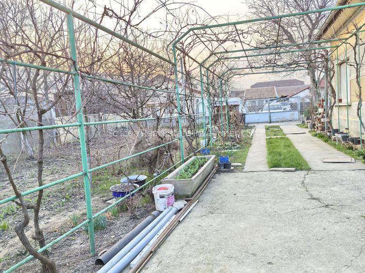 Casa individuala Locuibila cu utilitati si 1464 mp teren. - 4