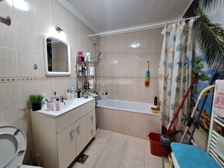 Apartament cu 2 camere, 57 mp, balcon, zona Razoare - 6