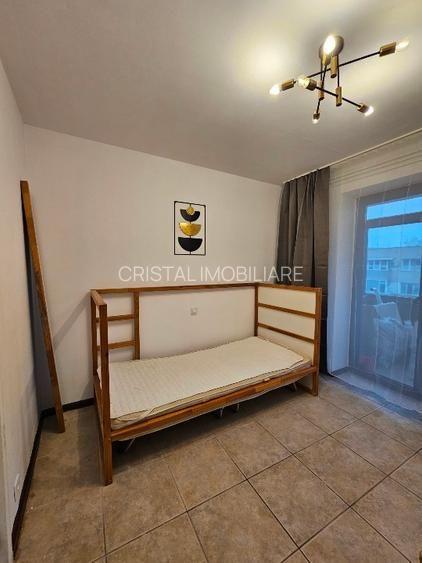 De vanzare apartament 4 camere- Apusului - 5