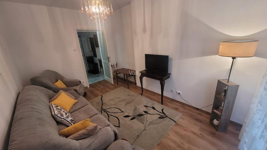 Inchiriez apartament 2 camere, etaj 2, str. Jean Monnet, sector 1,, București  - 8