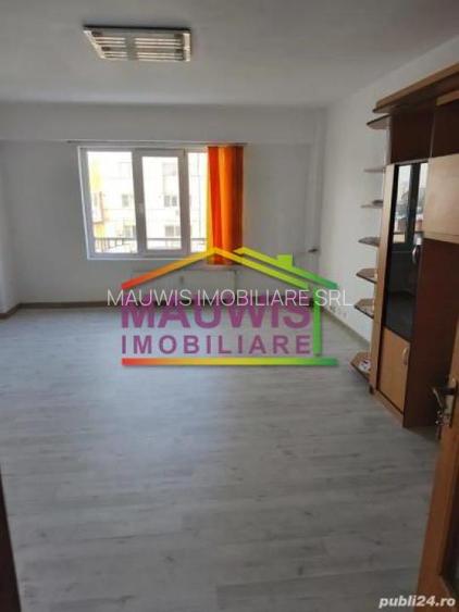 Calea Calarasilor - metrou 1 minut bloc 1995 - 4