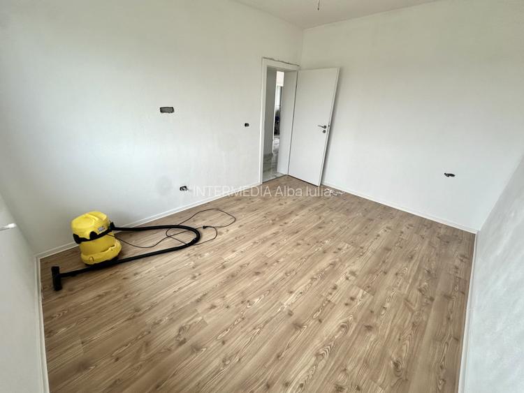 Casa Noua pe un nivel cu 4 camere cu terasa si toate utilitatile - 12