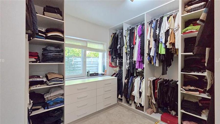 VILA PE PARTER SUPERBA MOBILATA / UTILATA CU PISICINA SI TEREN GENEROS - 21