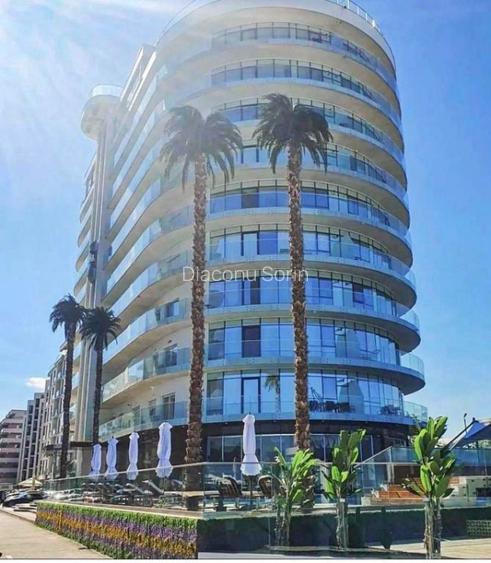 Apartament cu priveliste catre ape si parcare privata in White Tower Mamaia - 2