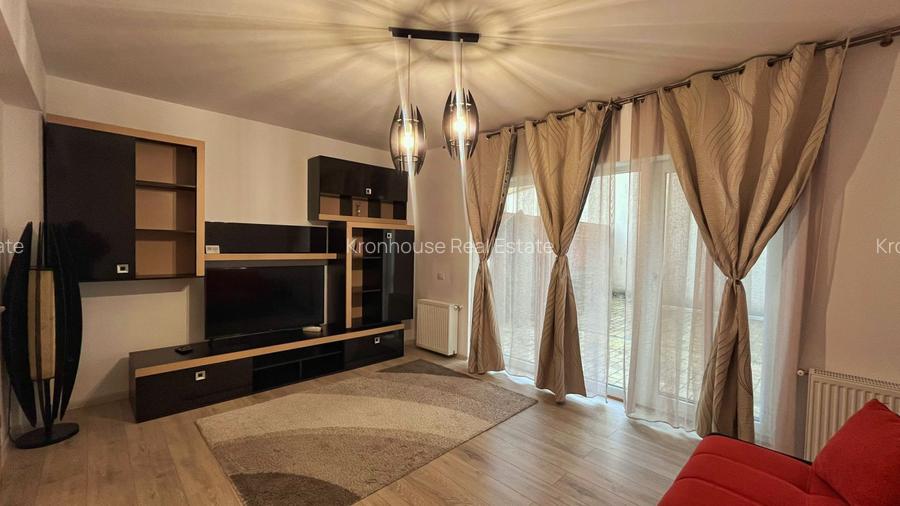 Garsoniera spatioasa, bloc nou in zona centrala - 2