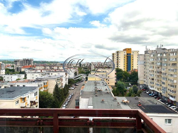 Apartament spatios si luminos cu priveliste spre oras, zona OMV Manastur - 14