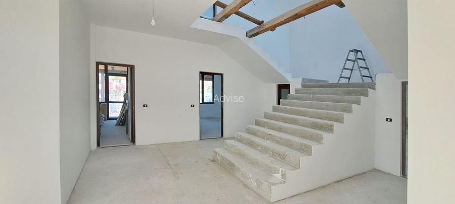 Vila deosebită  cu destinație multiplă - 9