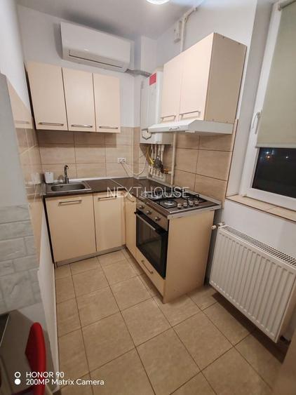 Garsoniera 13 Septembrie ( Mariott  - Parlament ) - 2