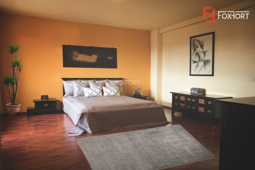 Vila Duplex cu lac si piscina Giarmata Vii  cu 5880 mp de teren - ID V5269 - 12