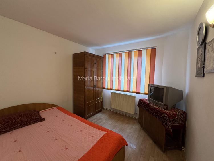 4 cam, etaj 2, 60 mp, bloc caramida, zona centrala Caracal - 12