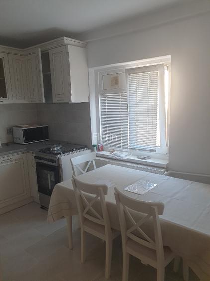 Apartament de închiriat 2 camere B-dul Decebal - Piața Muncii - 2