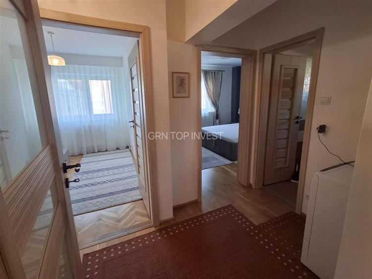 Apartament 3 camere decomandat 2 bai pivnita zona Sub Arini - 14