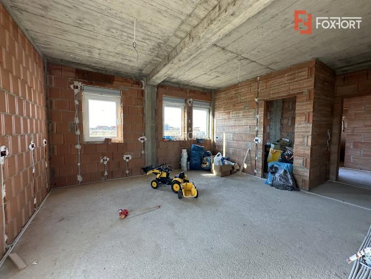 Comision 0% Casa individuala Mosnita in stil Neoromanesc cu 202 mp utili - 7