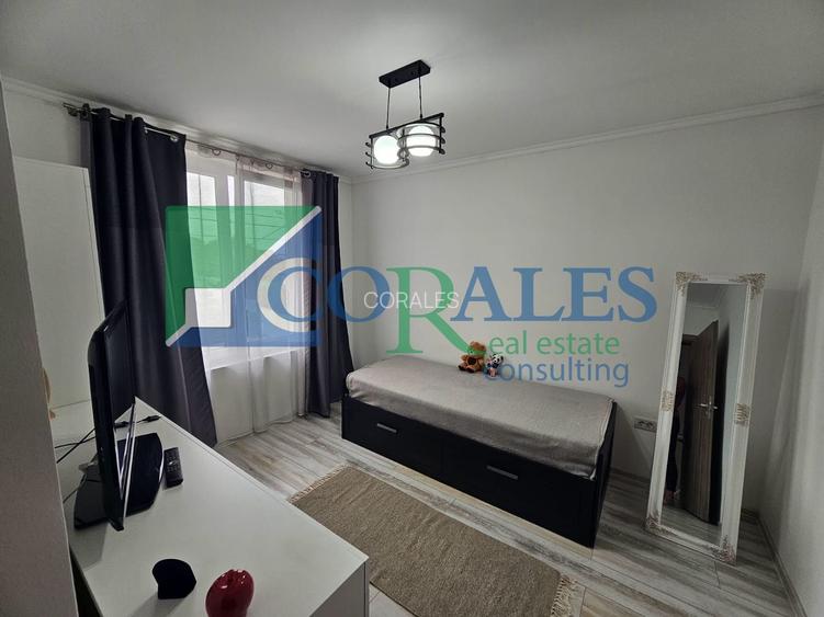 Zona Padurea Verde. In centrul comunei. Dublu front stradal - 9