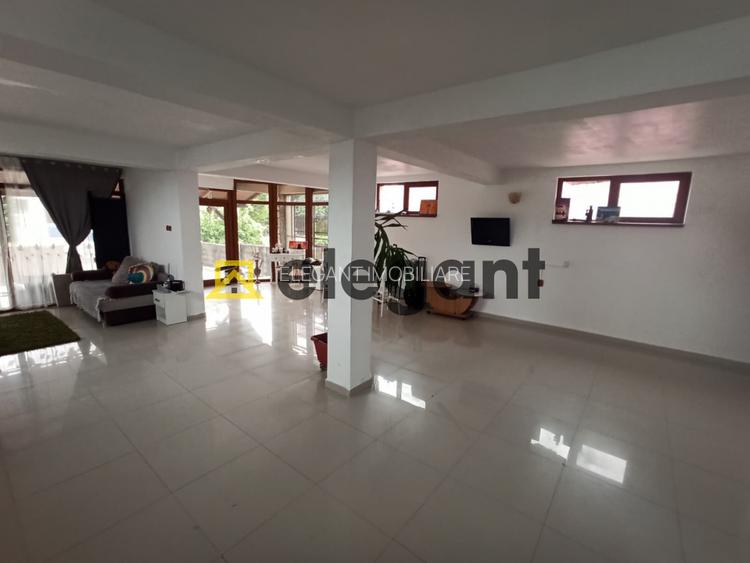 Casa cu spatiu comercial la strada principala, 216 mp utili, Izvor - 3