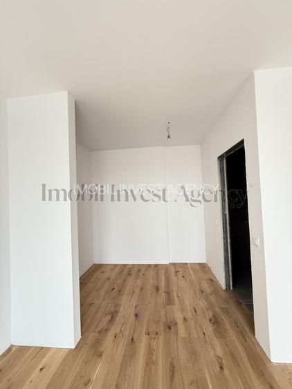 Apartament 4 camere de vanzare Pipera in bloc cu vedere la lac - 25