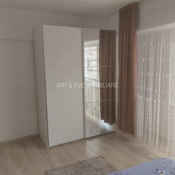For Rent: Premium 4-Room Apartment | Unirii Square | Panoramic ViewWe - 21