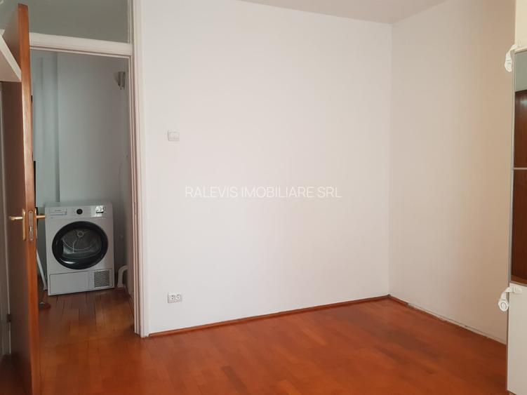 Inchiriere apartament 3 camere, metrou Bucur Obor, curat, etaj 2, 600 euro - 9
