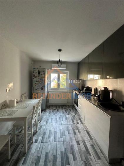 Vanzare apartament 3 camere zona Rahova - Sebastian - 4