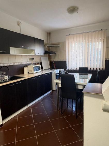 Apartament 3 Camere Uverturii | 2 Bai | 11 minute metrou - 7
