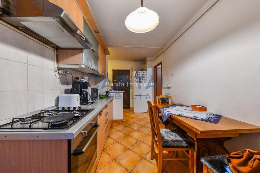  COMISION %! 2 camere decomandate, etaj 3/4, Liceul Avram Iancu - 4