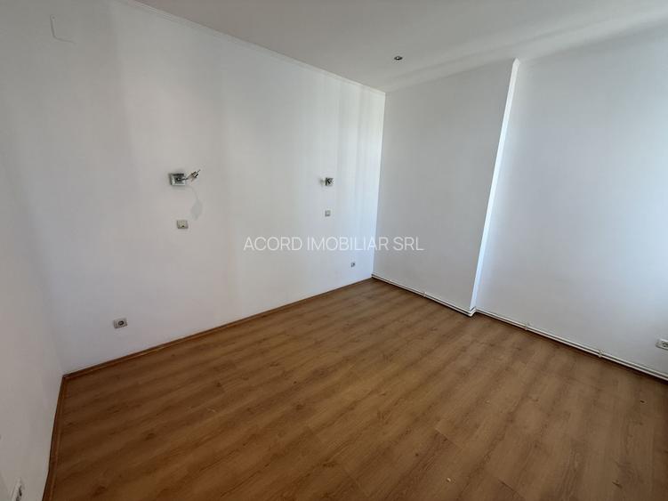 Apartament 6 camere zona Central - 4