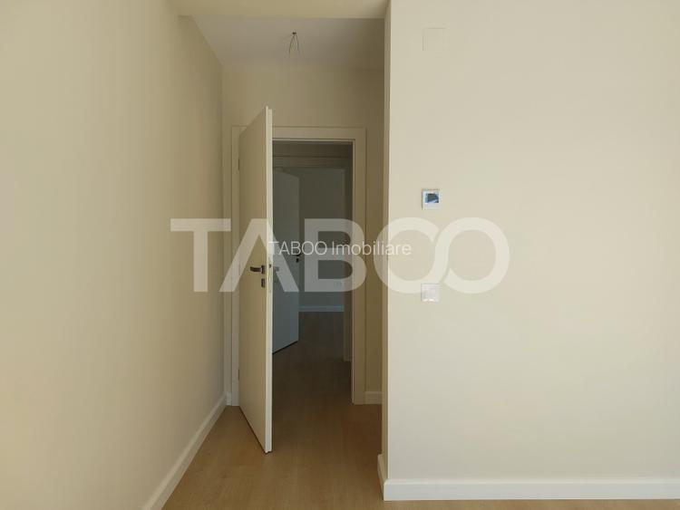 Casa individuala de inchiriat P+1E 3 dormitoare curte libera 300 mp - 15