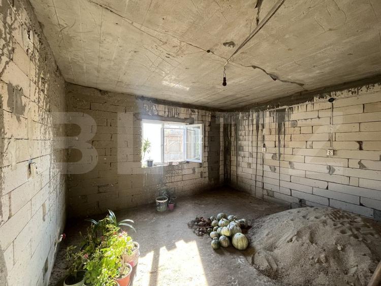 Casa de 160 mp utili, cu 750 mp de teren, in Cosoveni  - 9