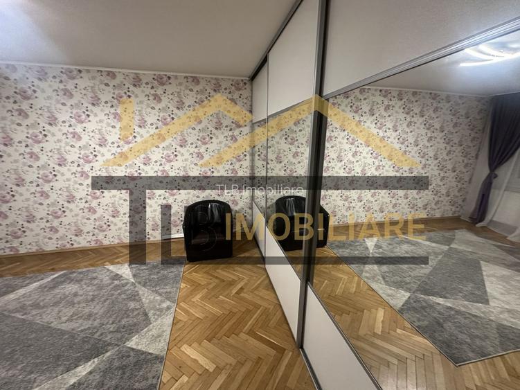 Apartament de 2 camere, 54mp , Zona Poli 2 - 11