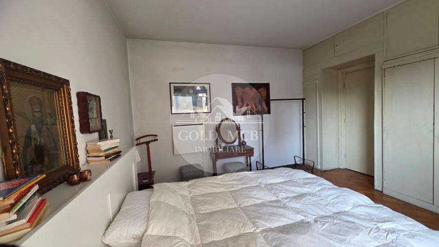 3 Camere Piata Universitatii - 15