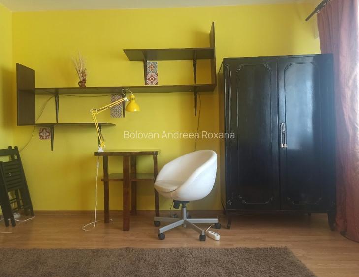 Proprietar închiriez garsonieră confort 1 spațioasă și luminoasă  - 2