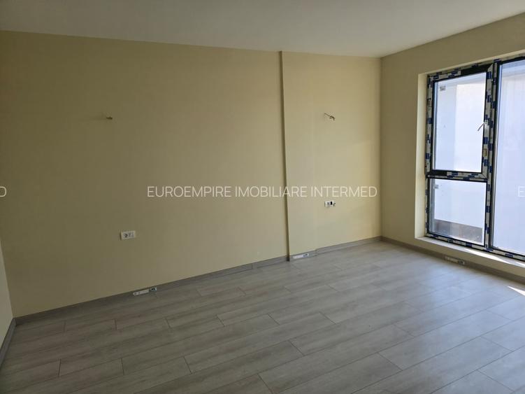 vika de vanzare in Lazu - 8