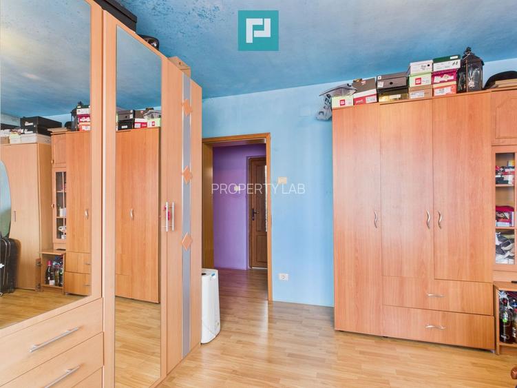 Casă individuală în Săcălaz - 2063 mp teren - 12