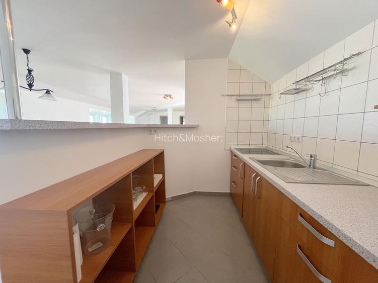 Apartament 4 camere, deosebit – mansardă spațioasa - 13