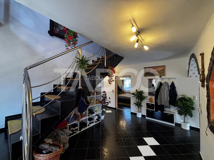 Casa de vanzare individuala cu 950mp teren Saliste zona deosebita - 4