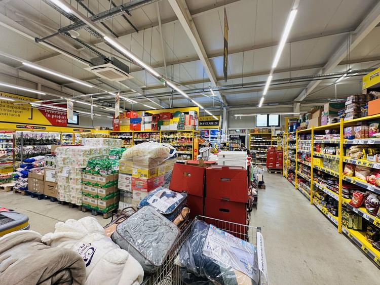 Centru comercial 1200 mp , 4000 mp parcare , ideal investitie, Dragomiresti Vale - 18